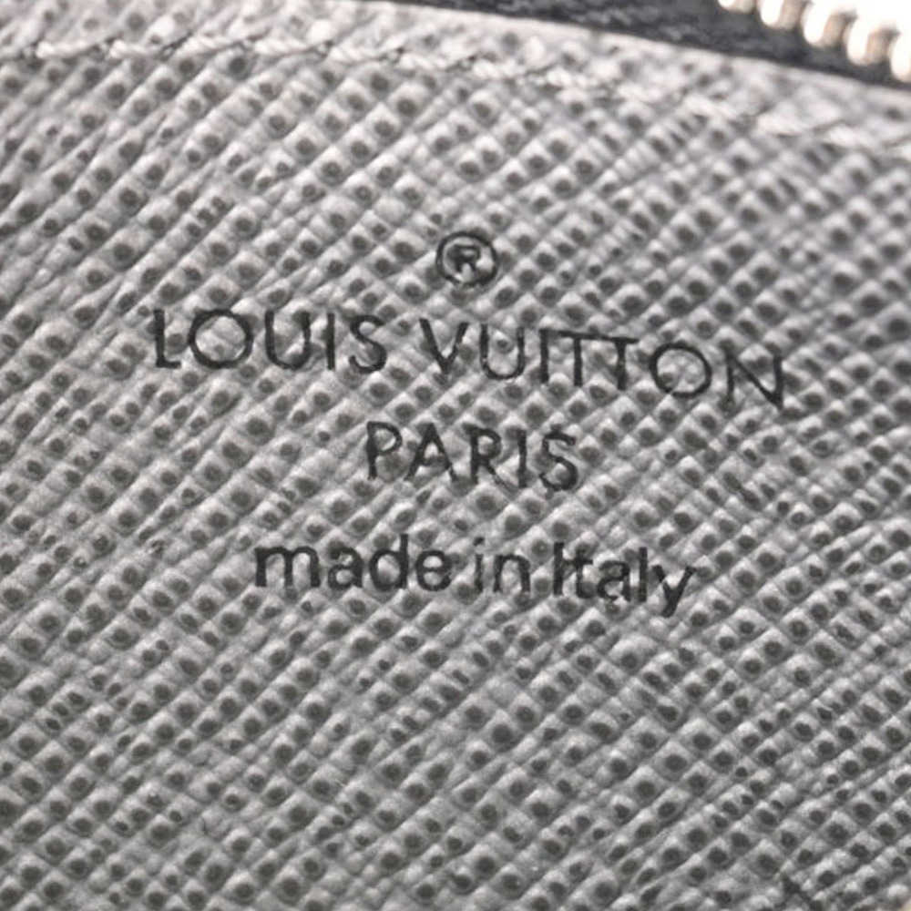 Louis Vuitton Coin Taiga Monogram Card Taigarama Holder Case - Picture 11 of 12